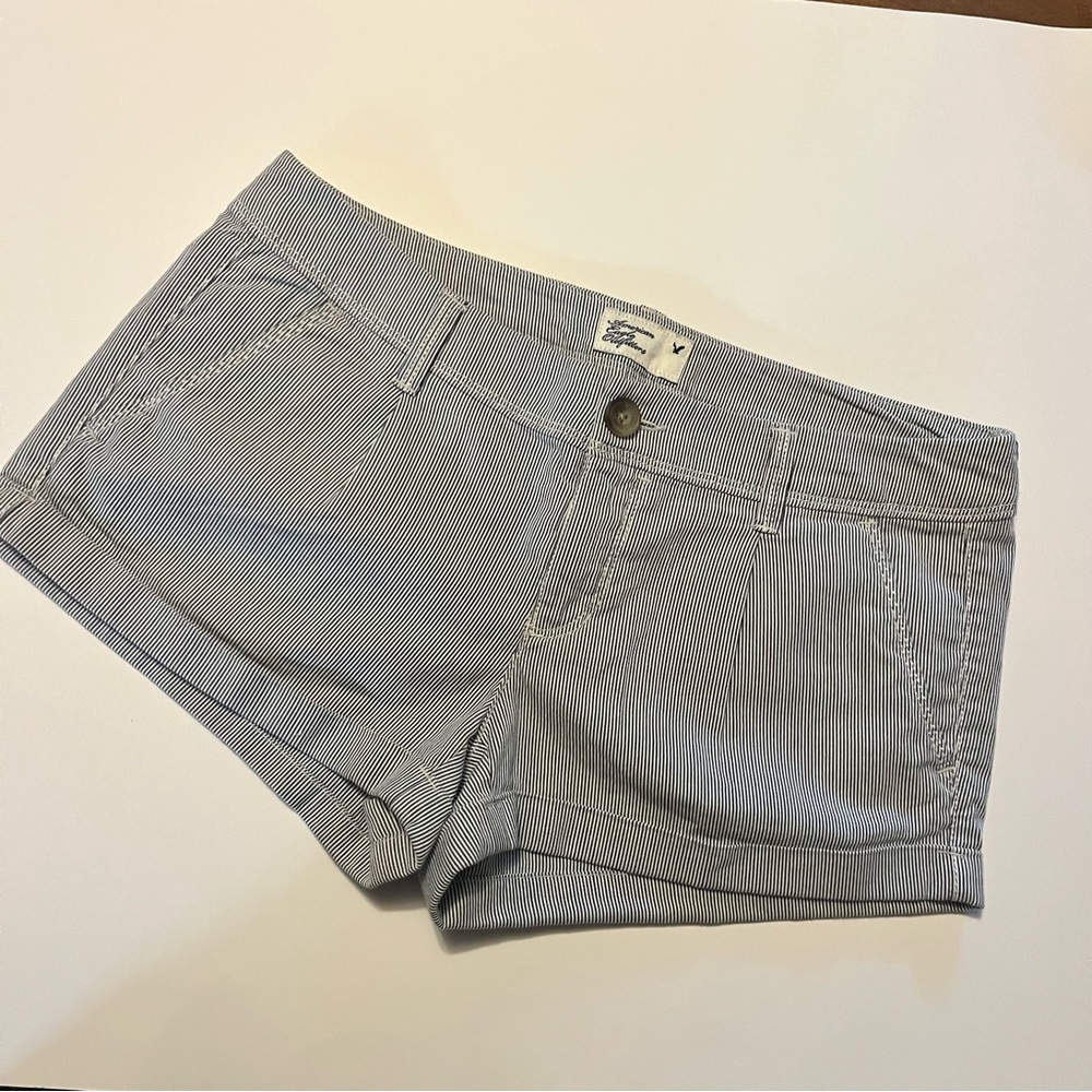 American Eagle Y2K 2010s Pinstripe Shorts Sz 2 Blue Gray EUC